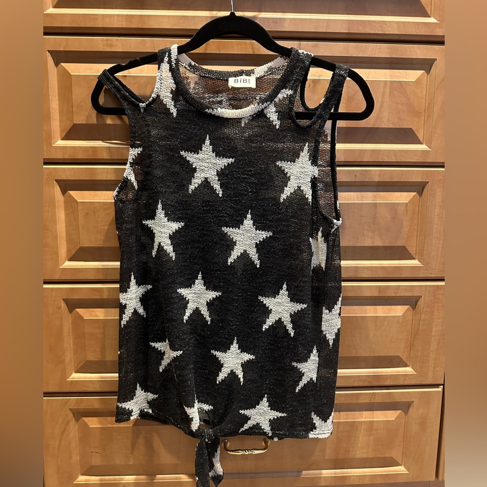 Black lightweight sleeveless sweater top